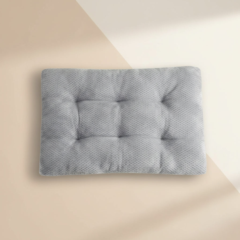 Winter Plush Pet Mat — Soft Warm Bed for Dogs & Cats