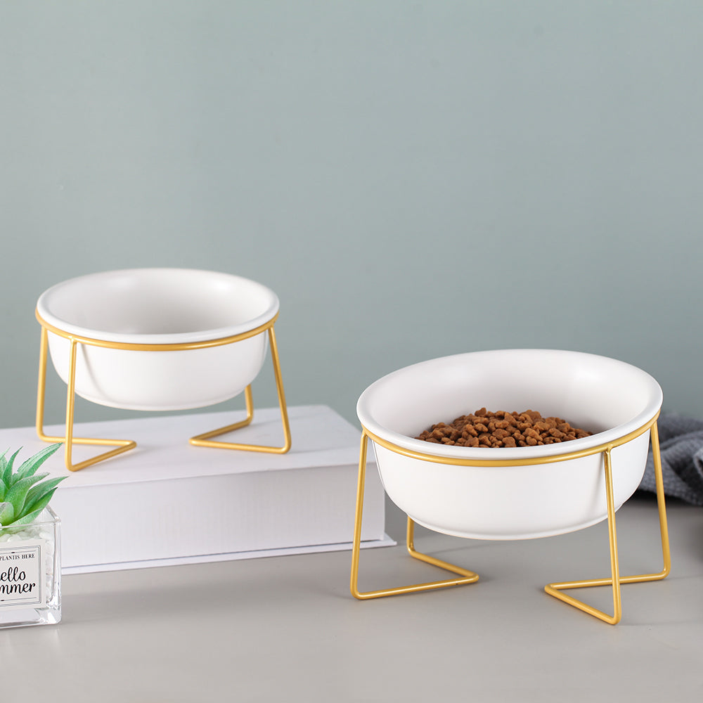 Elevated Cat Bowl – Tilted Ceramic Raised Feeder for Comfortable Eating