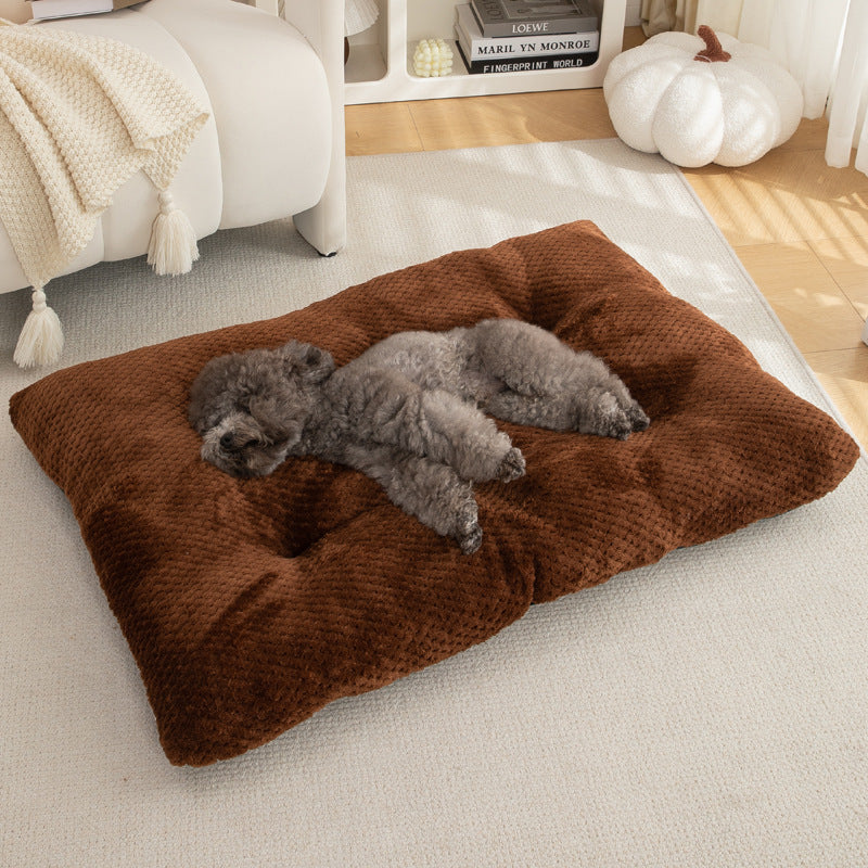 Winter Plush Pet Mat — Soft Warm Bed for Dogs & Cats