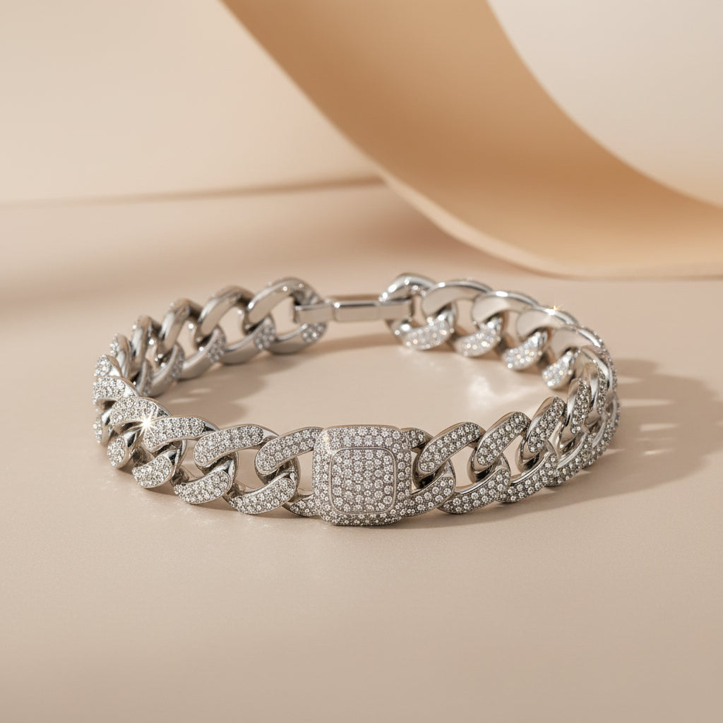 Cuban Chain Pet Collar — Luxe Metal Diamond Finish